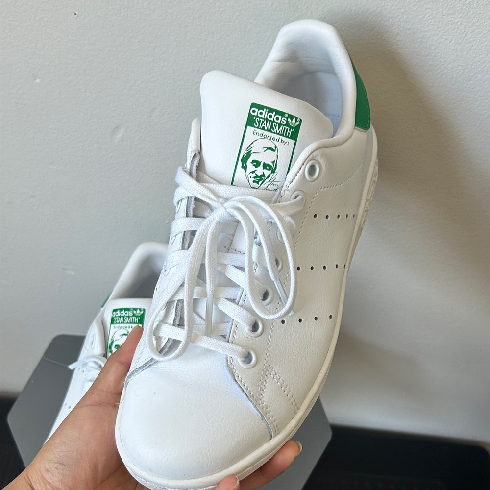 Adidas Stan Smith Unisex Shoes – US 5.5 – Like New – No Box - Picture 7 of 8